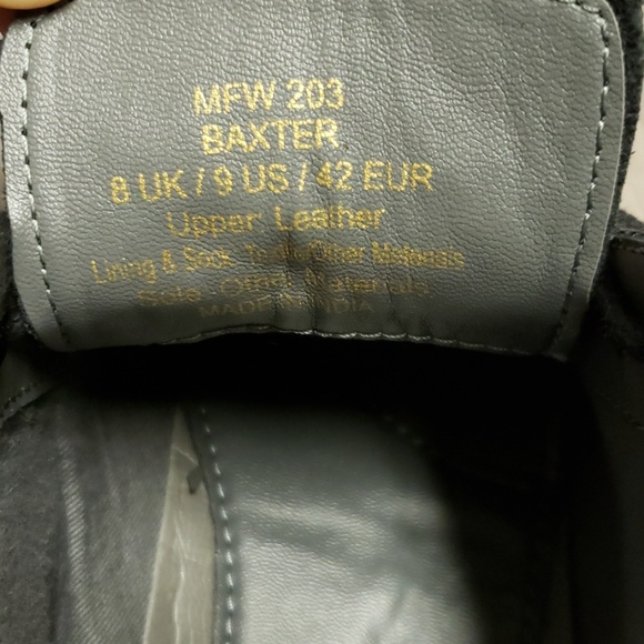 Boots - Picture 4 of 4